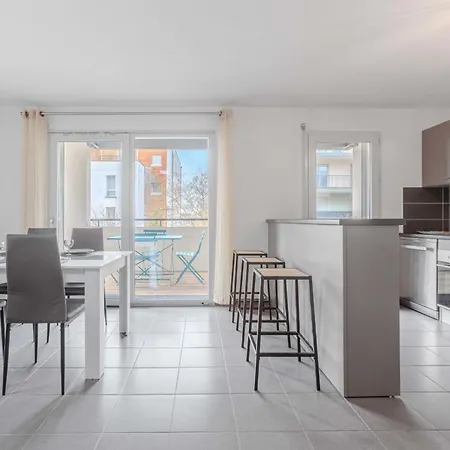 Quiet And Bright Terrace And Private P